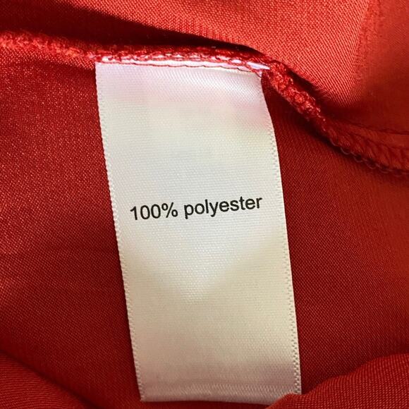 Maurices Red Blouse Size 2 Long Sleeve Shirt Keyhole Front Silky Feel - Picture 7 of 9